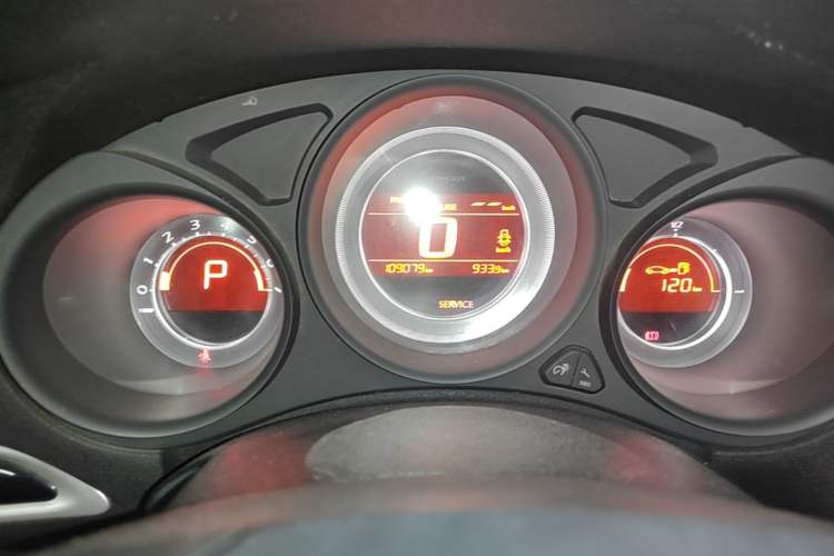 Used Citroen C4L 2014 1.8L Intelligent Drive Automatic Enjoyment Model Instrument Cluster