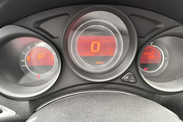 Used Citroen C4L 2014 1.8L Intelligent Drive Automatic Enjoyment Model Instrument Cluster