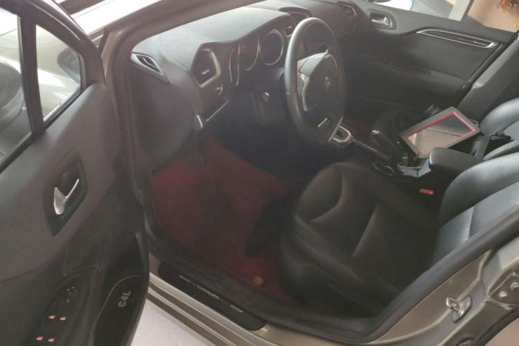 Used Citroen C4L 2014 1.8L Intelligent Drive Automatic Dynamic Model Interior 2