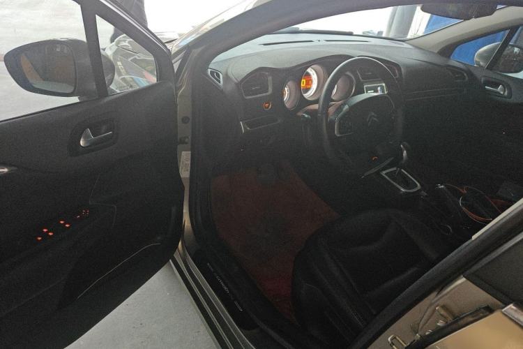 Used Citroen C4L 2014 1.8L Intelligent Drive Automatic Dynamic Model Interior 2