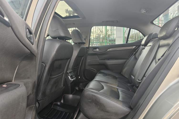 Used Citroen C4L 2014 1.6THP Intelligent Drive Automatic Dynamic Model Interior 3