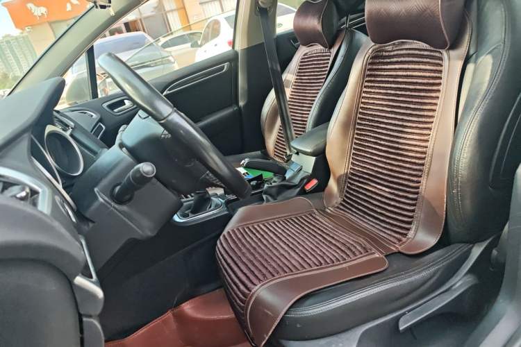 Used Citroen C4L 2014 1.8L Intelligent Drive Manual Version – Dynamic Edition Left Front Seat