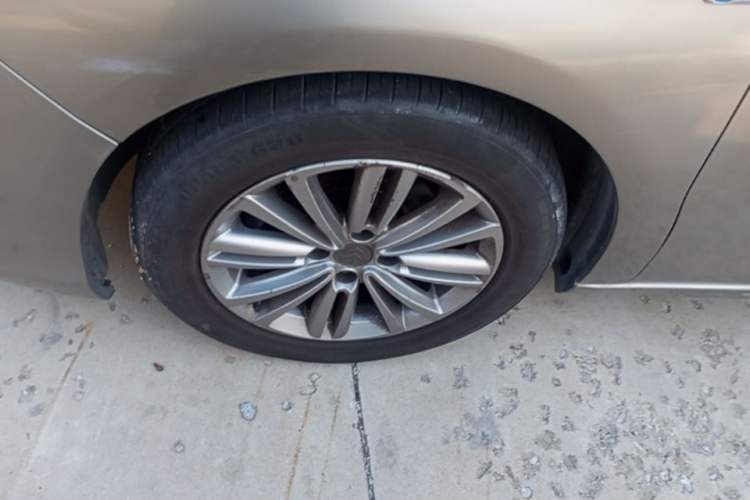 Used Citroen C4L 2014 1.8L Intelligent Drive Manual Enjoyment Model Left Front Wheel Hub