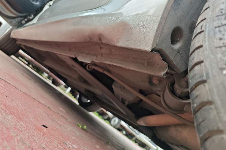 Used Citroen C4L 2014 1.6THP Intelligent Drive Automatic Dynamic Model Left Side Sill