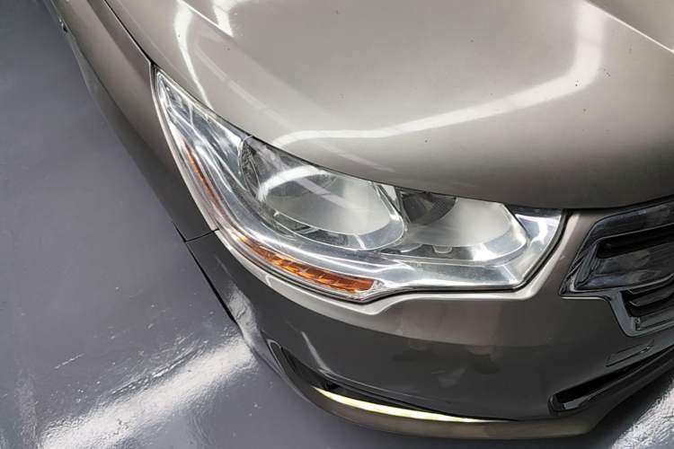 Used Citroen C4L 2014 1.8L Intelligent Drive Automatic Dynamic Model Right Front Headlight