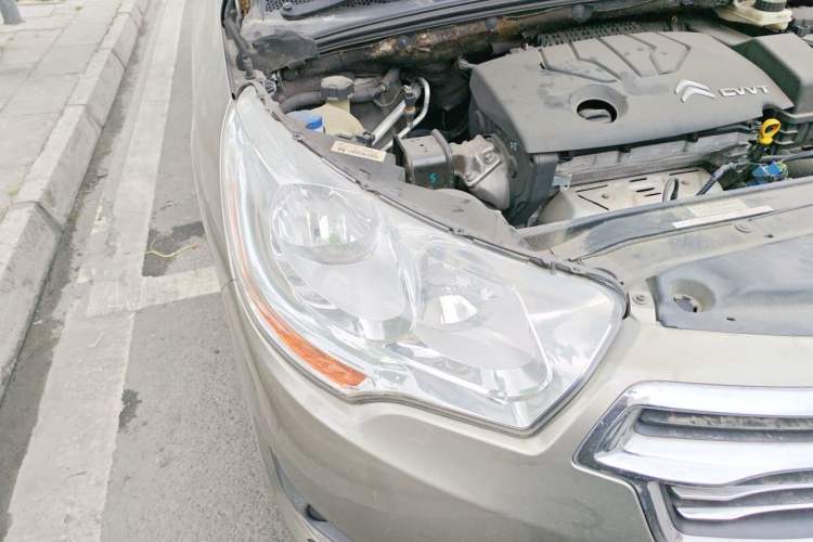 Used Citroen C4L 2014 1.8L Intelligent Drive Automatic Dynamic Model Right Front Headlight