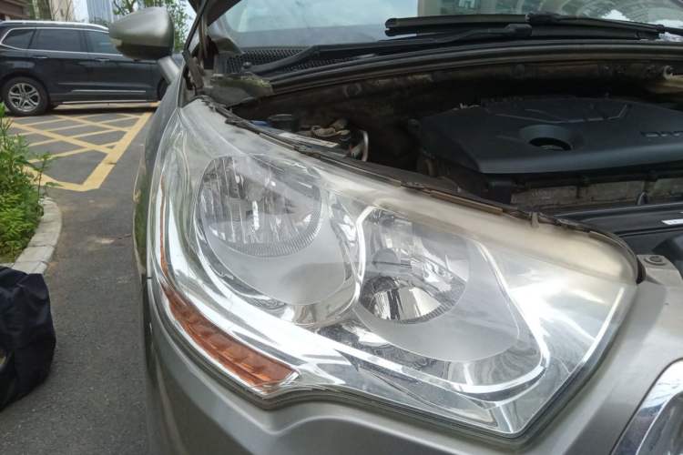 Used Citroen C4L 2014 1.8L Intelligent Drive Manual Version – Dynamic Edition Right Front Headlight