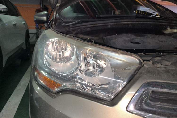 Used Citroen C4L 2014 1.8L Intelligent Drive Automatic Dynamic Model Right Front Headlight