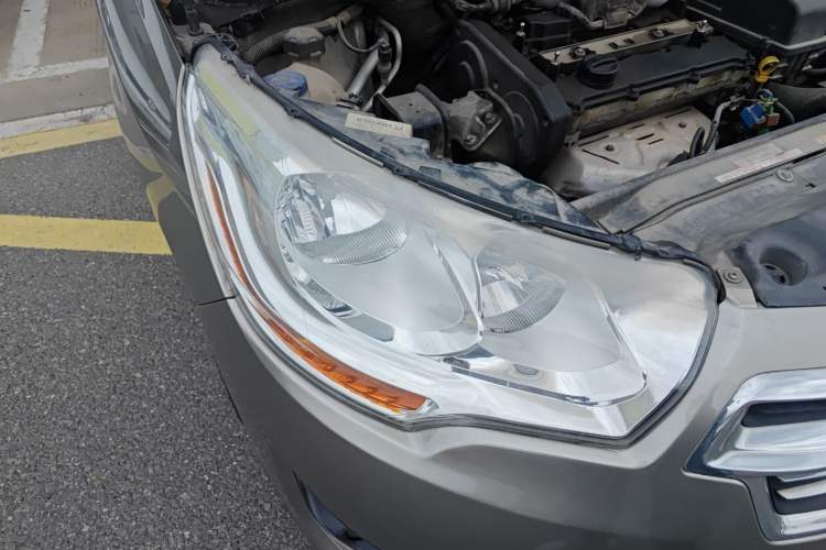Used Citroen C4L 2014 1.8L Intelligent Drive Manual Enjoyment Model Right Front Headlight