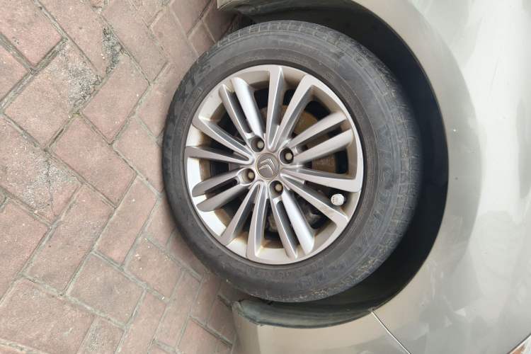 Used Citroen C4L 2014 1.8L Intelligent Drive Automatic Dynamic Model Right Front Wheel Hub
