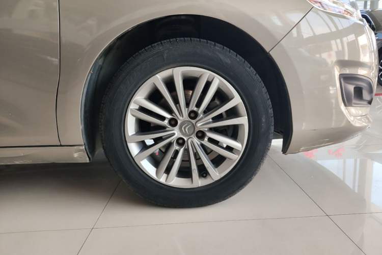 Used Citroen C4L 2014 1.8L Intelligent Drive Manual Enjoyment Model Right Front Wheel Hub