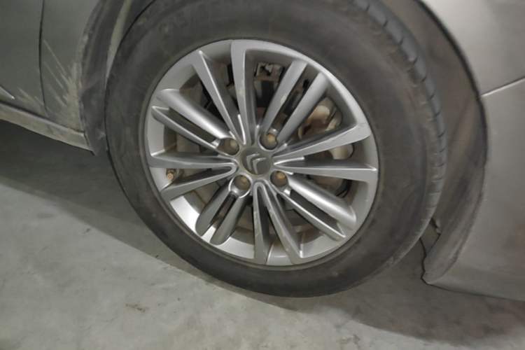 Used Citroen C4L 2014 1.8L Intelligent Drive Automatic Enjoyment Model Right Front Wheel Hub