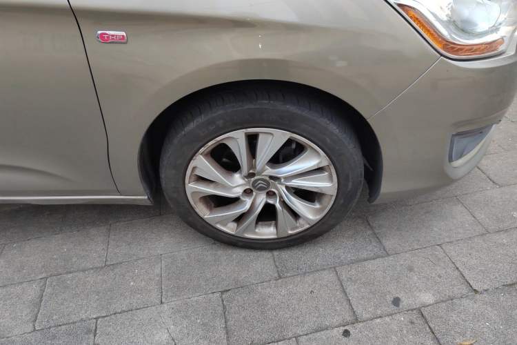 Used Citroen C4L 2014 1.6THP Intelligent Drive Automatic Dynamic Model Right Front Wheel Hub
