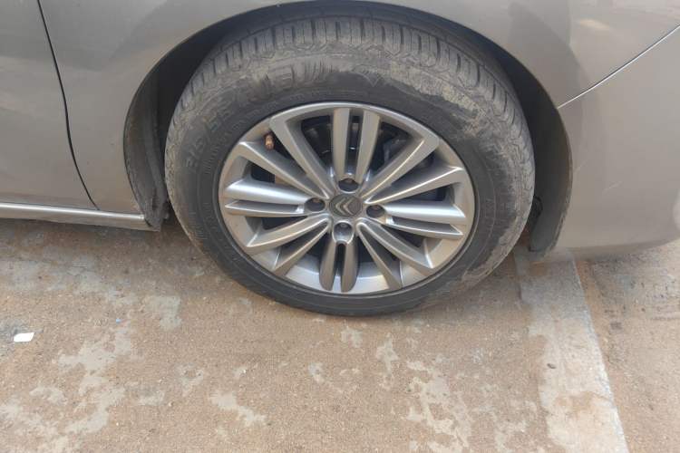 Used Citroen C4L 2014 1.8L Intelligent Drive Manual Version – Dynamic Edition Right Front Wheel Hub
