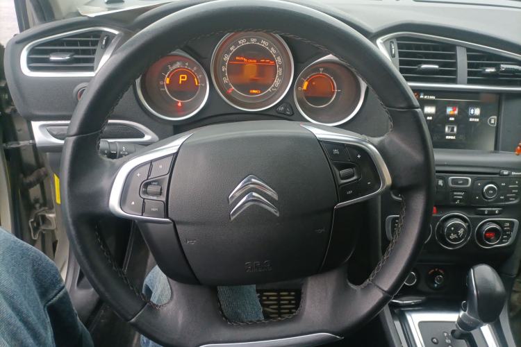 Used Citroen C4L 2014 1.6THP Intelligent Drive Automatic Dynamic Model Steering Wheel