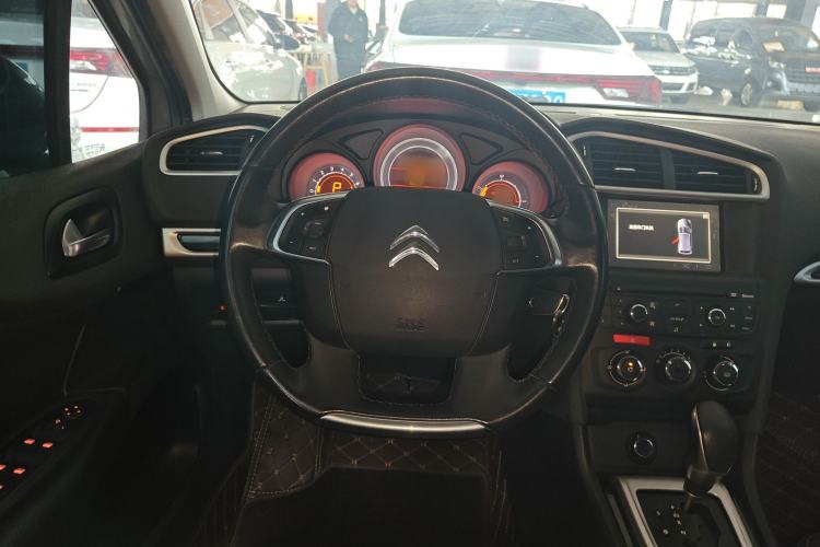 Used Citroen C4L 2014 1.8L Intelligent Drive Automatic Enjoyment Model Steering Wheel