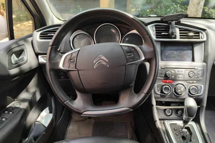 Used Citroen C4L 2014 1.8L Intelligent Drive Automatic Dynamic Model Steering Wheel