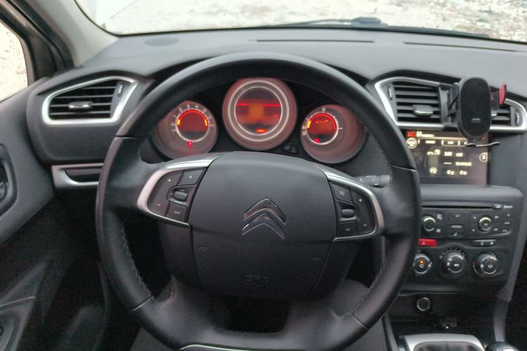 Used Citroen C4L 2014 1.8L Intelligent Drive Manual Enjoyment Model Steering Wheel