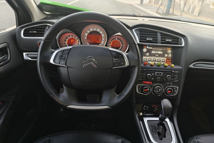 Used Citroen C4L 2014 1.6THP Intelligent Drive Automatic Dynamic Model Steering Wheel