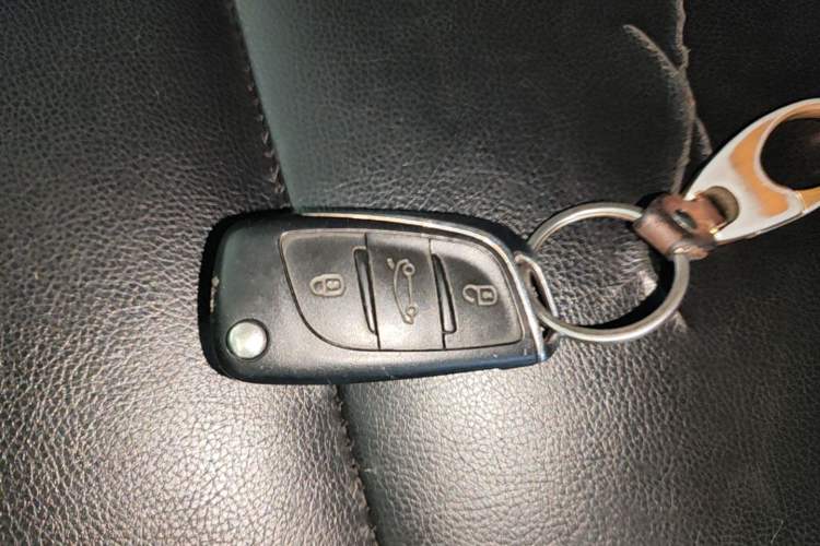 Used Citroen C4L 2014 1.8L Intelligent Drive Manual Enjoyment Model Vehicle Key