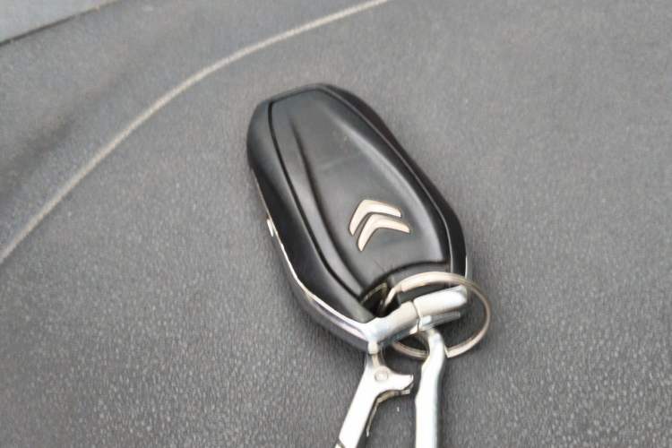 Used Citroen C4L 2014 1.8L Intelligent Drive Automatic Dynamic Model Vehicle Key