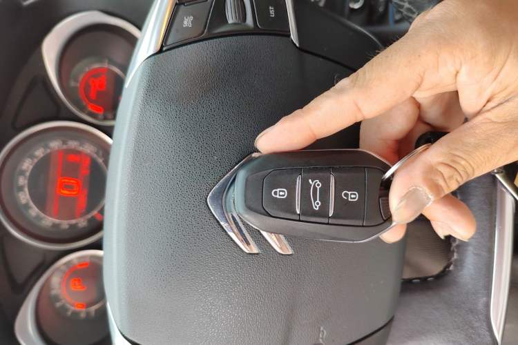 Used Citroen C4L 2014 1.6THP Intelligent Drive Automatic Dynamic Model Vehicle Key