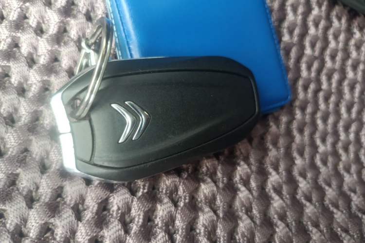 Used Citroen C4L 2014 1.8L Intelligent Drive Manual Version – Dynamic Edition Vehicle Key