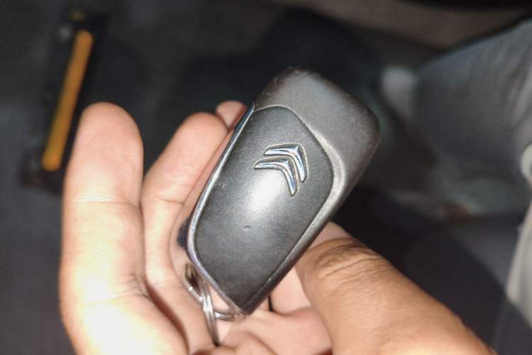 Used Citroen C4L 2014 1.8L Intelligent Drive Automatic Enjoyment Model Vehicle Key