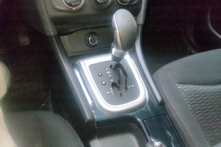 Used Citroen C4L 2014 1.8L Intelligent Drive Automatic Enjoyment Model Gear Lever