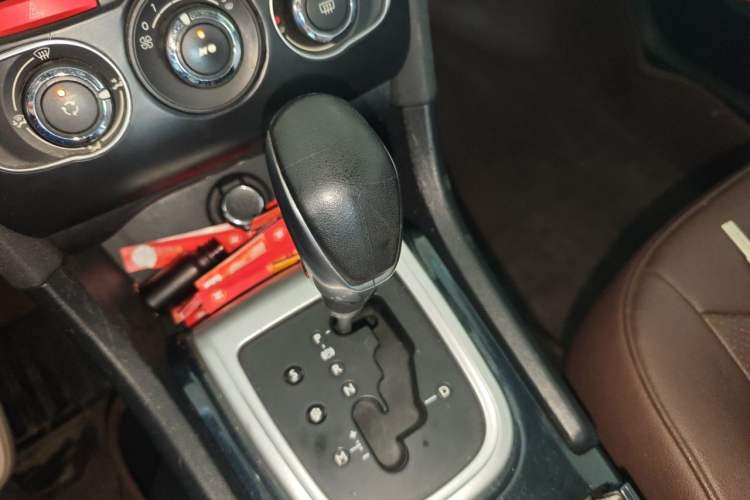 Used Citroen C4L 2014 1.8L Intelligent Drive Automatic Enjoyment Model Gear Lever