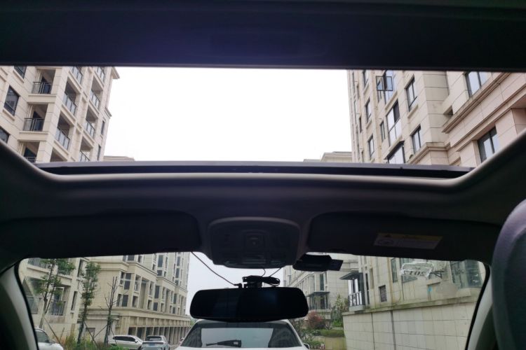 Used Citroen C4L 2014 1.8L Intelligent Drive Manual Version – Dynamic Edition Headliner