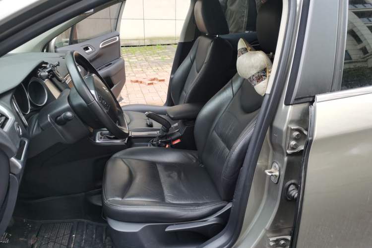 Used Citroen C4L 2014 1.8L Intelligent Drive Manual Version – Dynamic Edition Left Front Seat