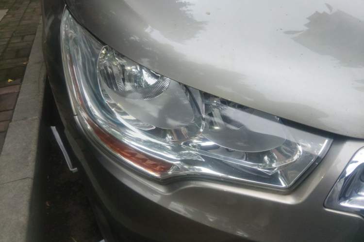 Used Citroen C4L 2014 1.8L Intelligent Drive Automatic Enjoyment Model Right Front Headlight