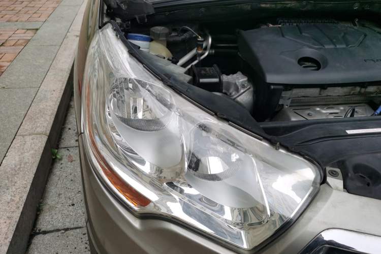 Used Citroen C4L 2014 1.8L Intelligent Drive Manual Version – Dynamic Edition Right Front Headlight