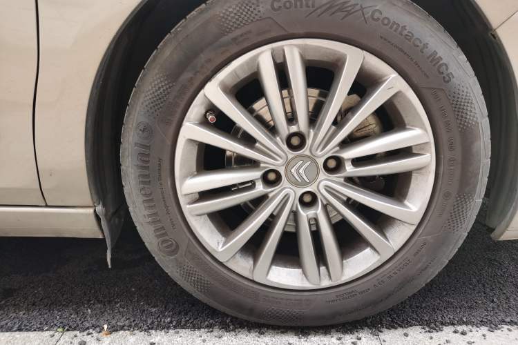 Used Citroen C4L 2014 1.8L Intelligent Drive Manual Version – Dynamic Edition Right Front Wheel Hub