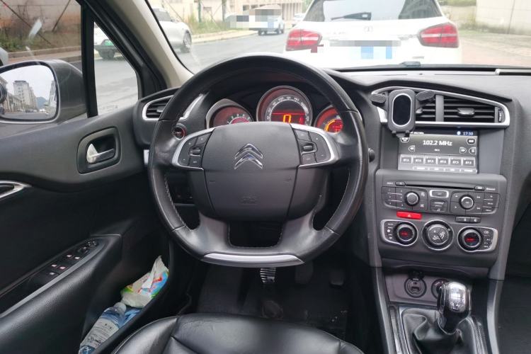 Used Citroen C4L 2014 1.8L Intelligent Drive Manual Version – Dynamic Edition Steering Wheel