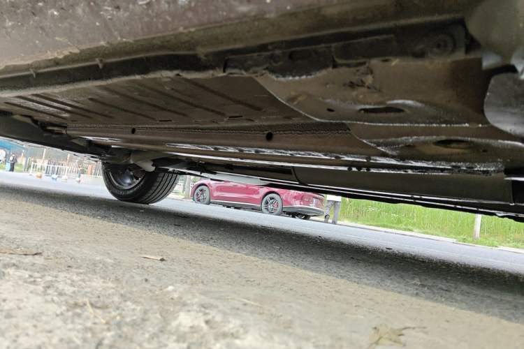 Used Citroen C4L 2014 1.6THP Intelligent Drive Automatic Dynamic Model Chassis Front Right