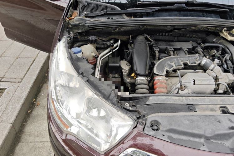 Used Citroen C4L 2014 1.6THP Intelligent Drive Automatic Dynamic Model Engine Bay Right