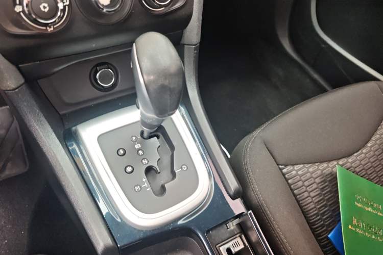 Used Citroen C4L 2014 1.8L Intelligent Drive Automatic Enjoyment Model Gear Lever