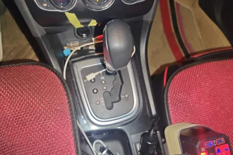 Used Citroen C4L 2014 1.6THP Connected Car Version Automatic Dynamic Model Gear Lever