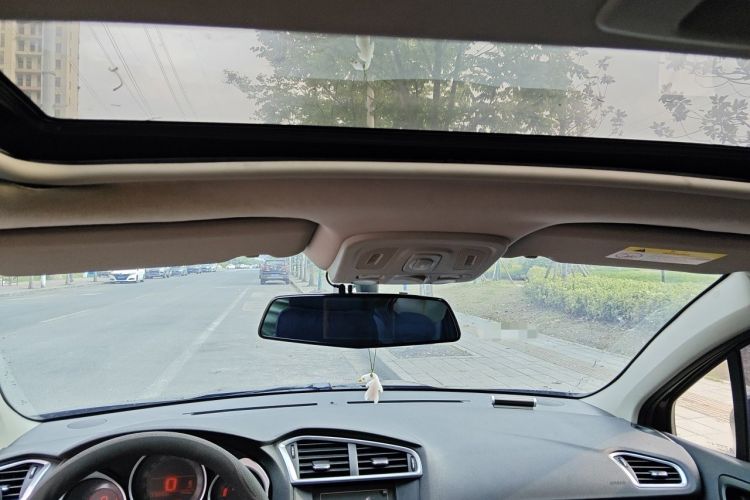 Used Citroen C4L 2014 1.6THP Intelligent Drive Automatic Dynamic Model Headliner