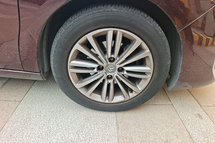 Used Citroen C4L 2014 1.8L Intelligent Drive Automatic Enjoyment Model Right Front Wheel Hub