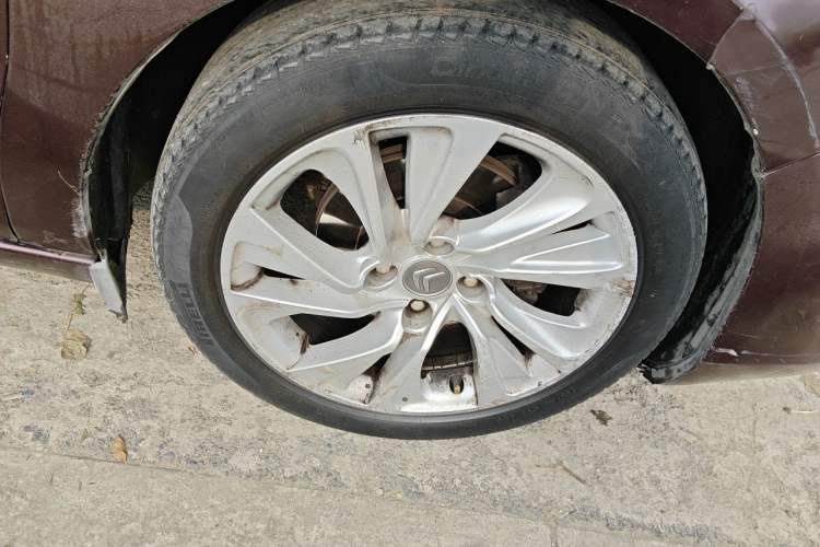 Used Citroen C4L 2014 1.6THP Intelligent Drive Automatic Dynamic Model Right Front Wheel Hub