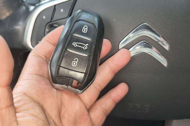 Used Citroen C4L 2014 1.8L Intelligent Drive Automatic Dynamic Model Vehicle Key