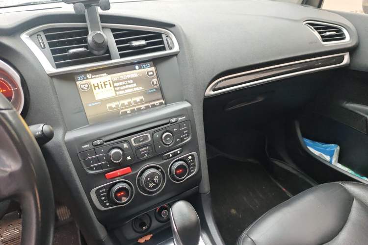 Used Citroen C4L 2014 1.8L Intelligent Drive Automatic Dynamic Model Audio And AC Panel
