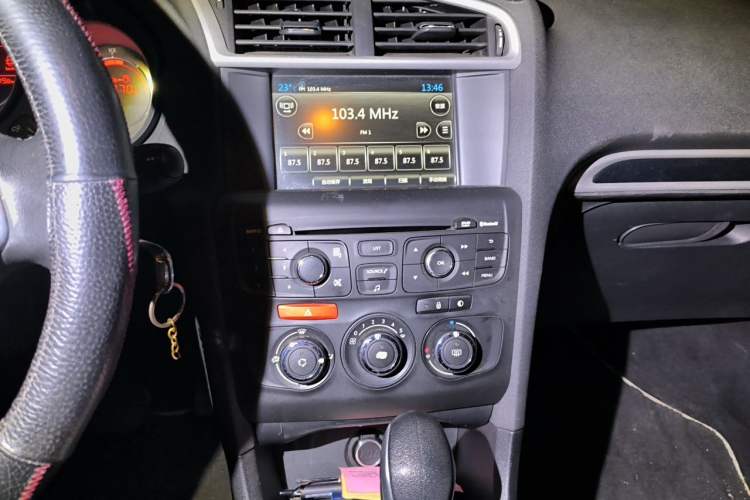 Used Citroen C4L 2014 1.8L Intelligent Drive Automatic Enjoyment Model Audio And AC Panel
