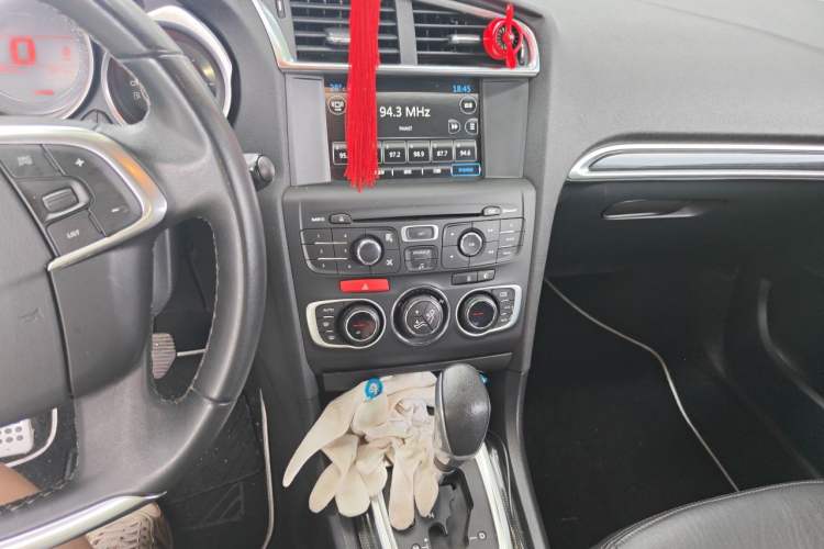 Used Citroen C4L 2014 1.6THP Intelligent Drive Automatic Dynamic Model Audio And AC Panel