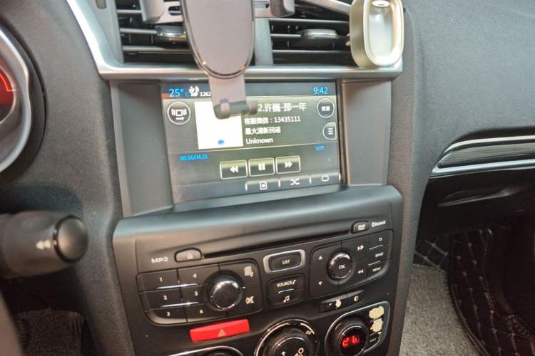 Used Citroen C4L 2014 1.8L Intelligent Drive Automatic Dynamic Model Audio And AC Panel