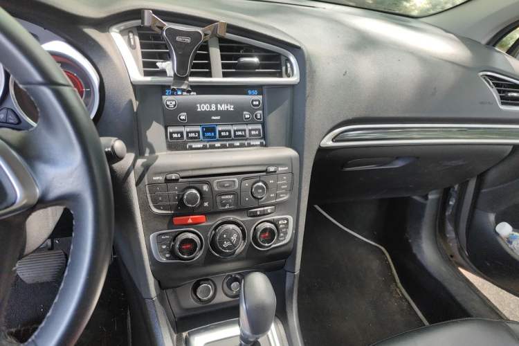 Used Citroen C4L 2014 1.8L Intelligent Drive Automatic Dynamic Model Audio And AC Panel