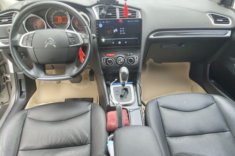 Used Citroen C4L 2014 1.8L Intelligent Drive Automatic Dynamic Model Center Console